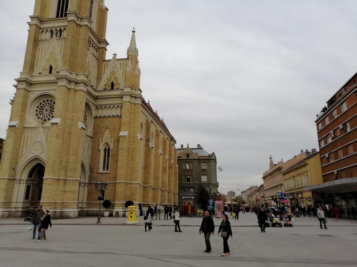 Filinhome Zmaj Jovina Suite Новий Сад Екстер'єр фото