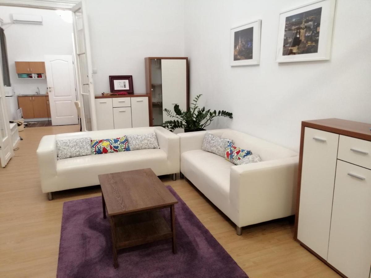 Filinhome Zmaj Jovina Suite Новий Сад Екстер'єр фото