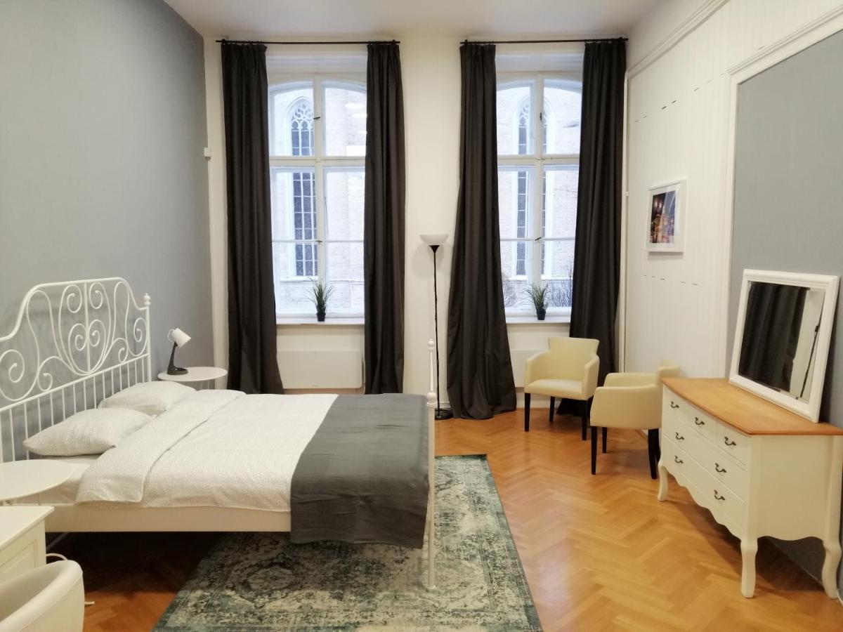 Filinhome Zmaj Jovina Suite Новий Сад Екстер'єр фото
